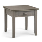 Table d'appoint carrée en bois massif avec tiroir