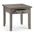 Table d'appoint carrée en bois massif avec tiroir