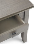 Table d'appoint carrée en bois massif avec tiroir