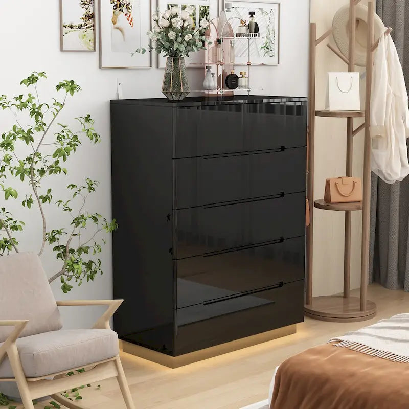 Commode de rangement brillante à 5 tiroirs avec plateau spacieux de 31,5 po à DEL