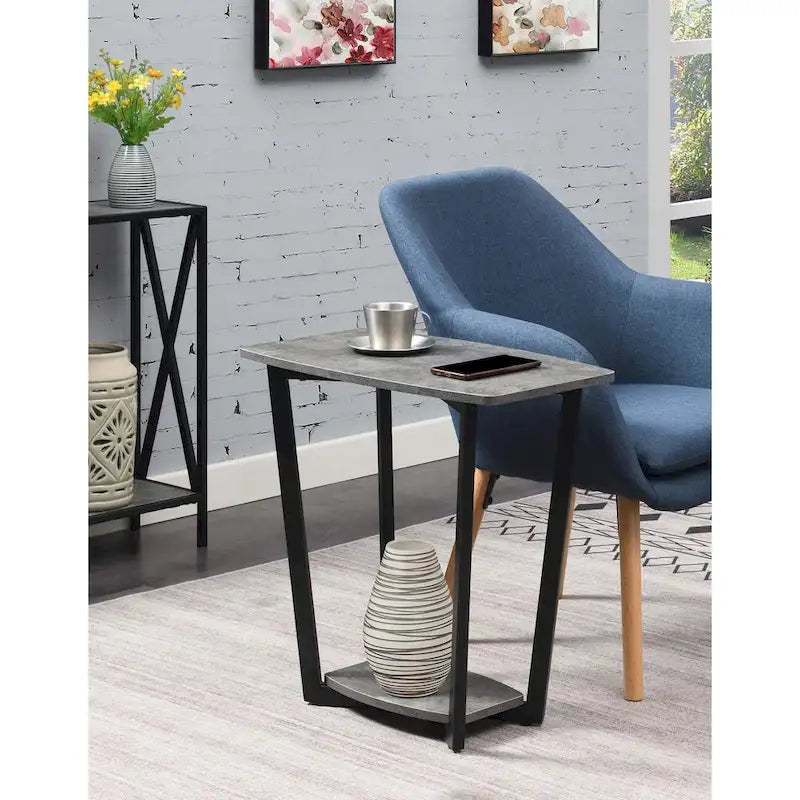 Table d'appoint industrielle avec étagère inférieure