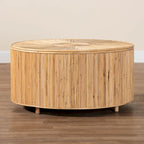 Table basse ronde en rotin avec pieds minimalistes